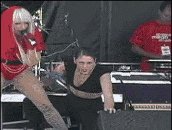 Lady Gaga frappe sa danseuse
