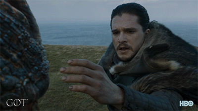 Jon Snow caresse Drogon