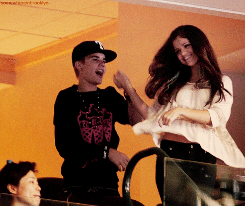 Justin et Selena danse
