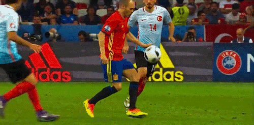 Andres Iniesta sombrero