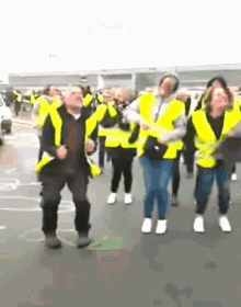 Danse des gilets jaunes