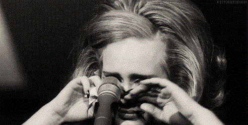 Adele en larmes