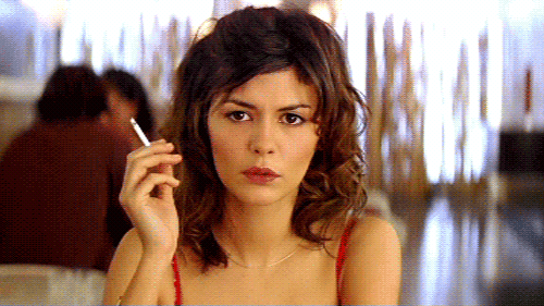 Audrey Tautou cigarette